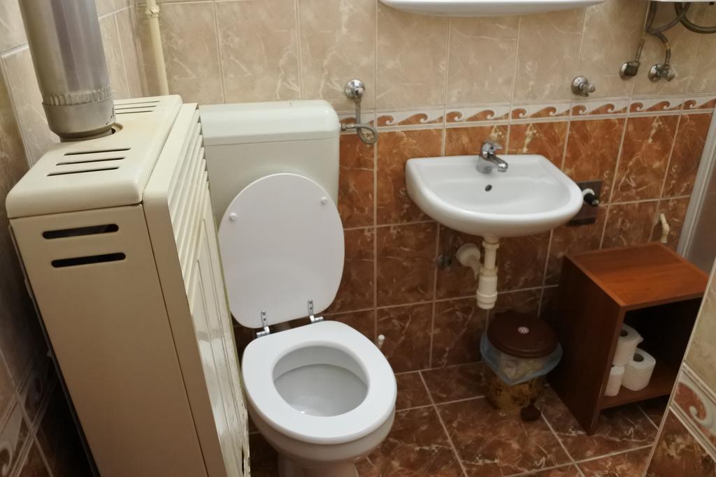 Kisasszony Apartman Eger Exterior photo