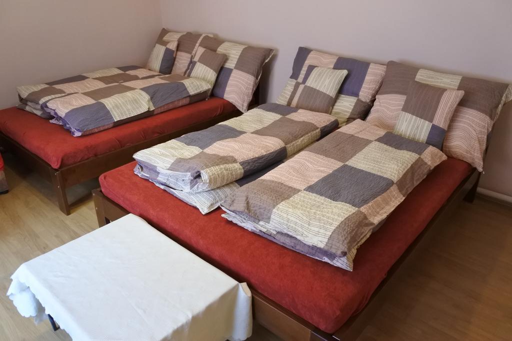 Kisasszony Apartman Eger Exterior photo